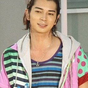 嵐 松本潤の二股報道で被害者なのにバッシングav女優 葵つかさがsns閉鎖 批判されるべきはキチク松潤のほうなのに Litera リテラ